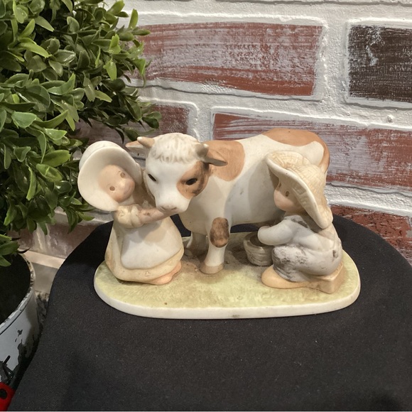 Vintage - Masterpiece 1995 - Circle of Friends - Milking Time - 1 Peter 2:2 - Picture 2 of 10